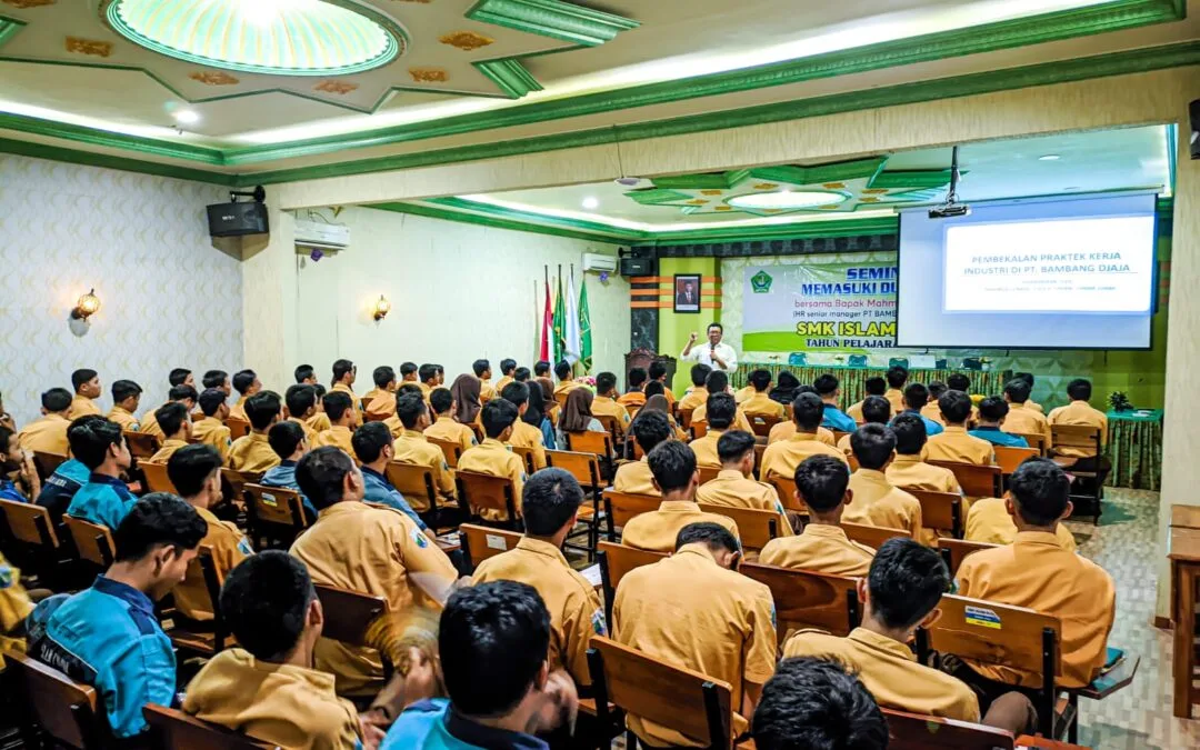 Seminar Memasuki Dunia Kerja, Apa Saja Itu?
