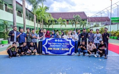 Memupuk Jiwa Sosial Siswa DPIB Dengan Bagi Takjil dan Bukber