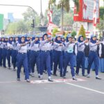 Lomba Gerak Jalan, SMK Islam 1 Blitar Meriahkan Jelang HUT RI ke-78 di Kota Blitar