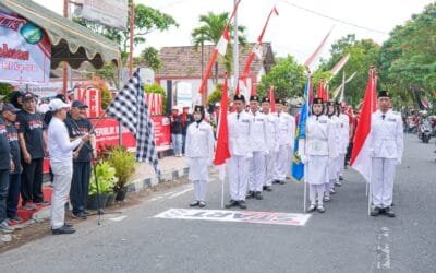 Partisipasi Paskibra SMK Islam 1 Blitar Memukau dalam Gerak Jalan Kelurahan Kauman Kota Blitar