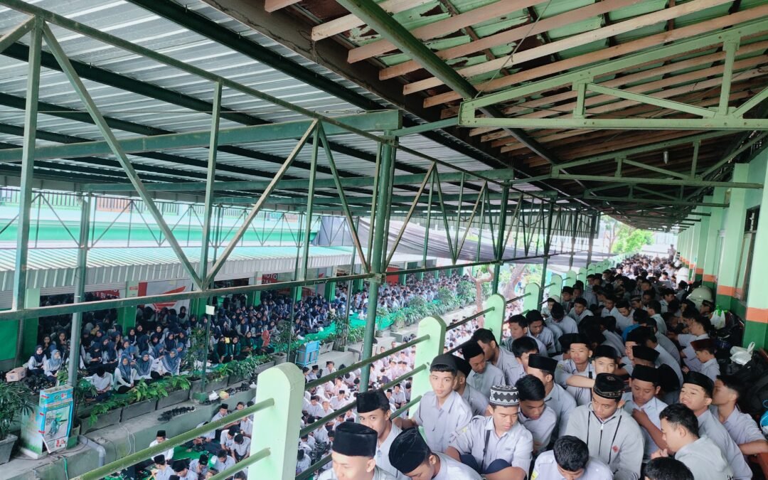 Peringatan Maulid Nabi Muhammad SAW & Hari Santri Nasional 2023 di SMK Islam 1 Blitar: Meneladani Akhlak Nabi Muhammad SAW untuk Membangun Karakter Pelajar yang Religius