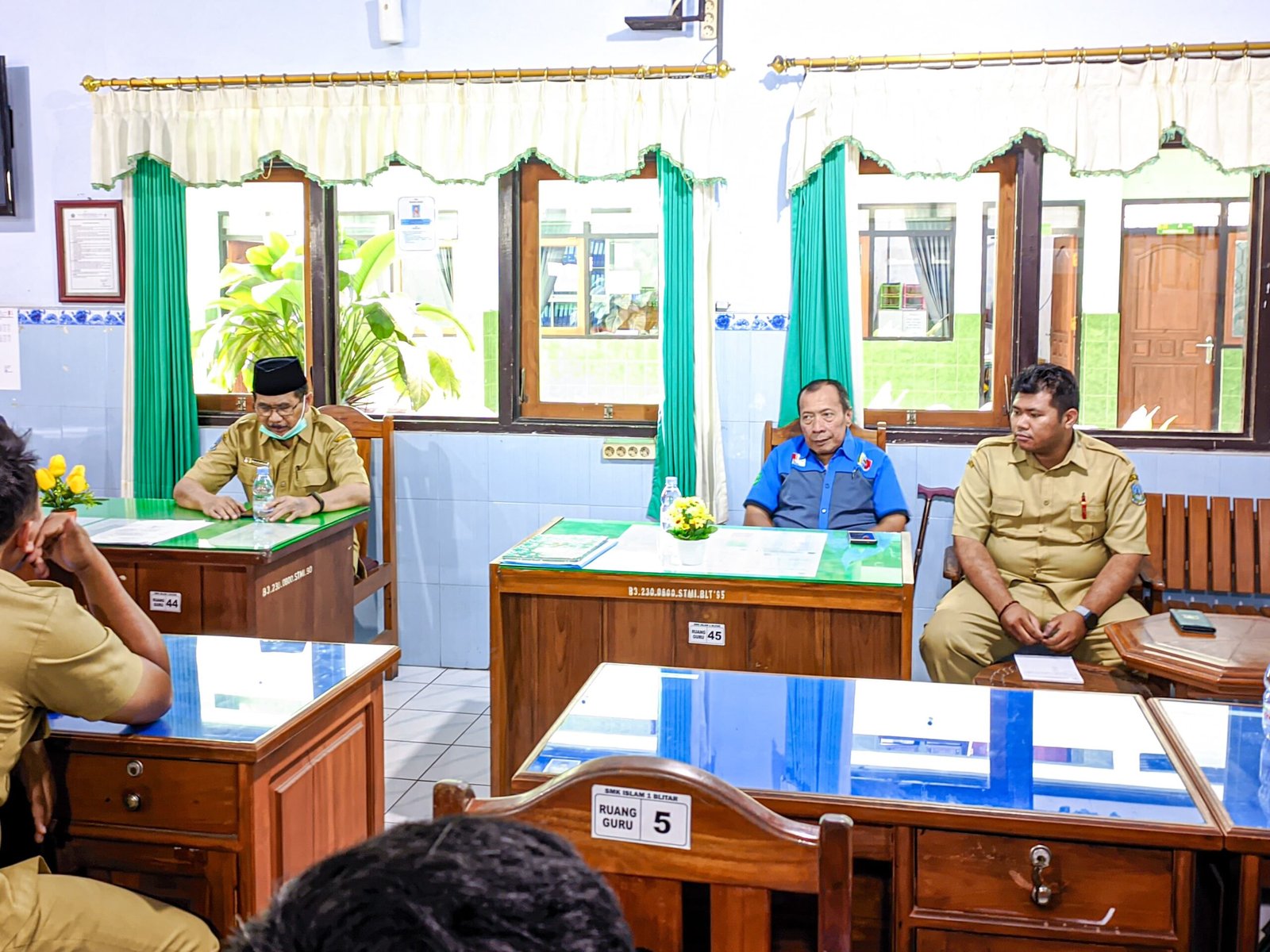 Rapat Koordinasi Lembaga Sertifikasi Profesi SMK Islam 1 Blitar: Fokus pada Pembuatan Materi Uji Kompetensi