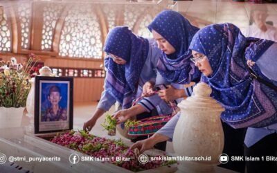 Peringatan Harlah Ke-56 SMK Islam 1 Blitar: Ziarah Muassis untuk Mengenang Tokoh-Tokoh Terkemuka