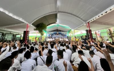 Perayaan Mewah Bersholawat untuk Memperingati Tiga Momen Bersejarah