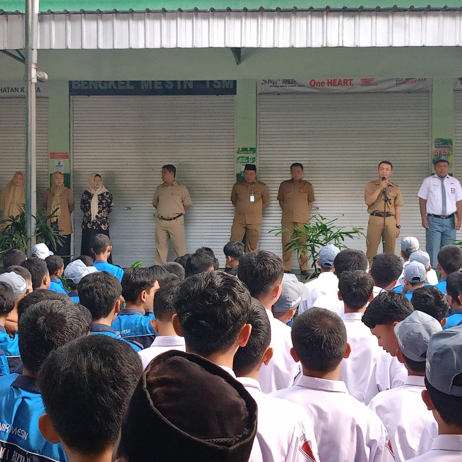 Apel Rutin SMK Islam 1 Blitar Membahas Uji Kompetensi Kejuruan dan Tugas Praktek