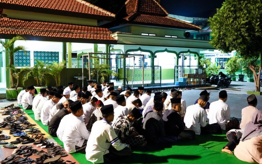 Tahlil dan Istighotsah dalam rangka Haul Syekh Abdul Muid di SMK Islam 1 Blitar