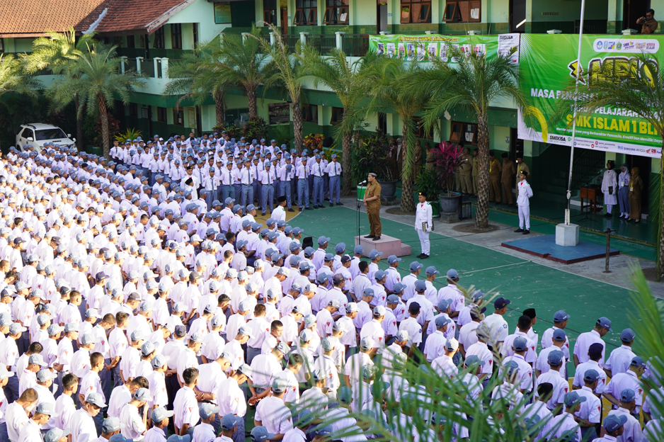 Hari Kedua MPLS di SMK Islam 1 Blitar: Penguatan BMW dan Pengenalan Sistem Belajar