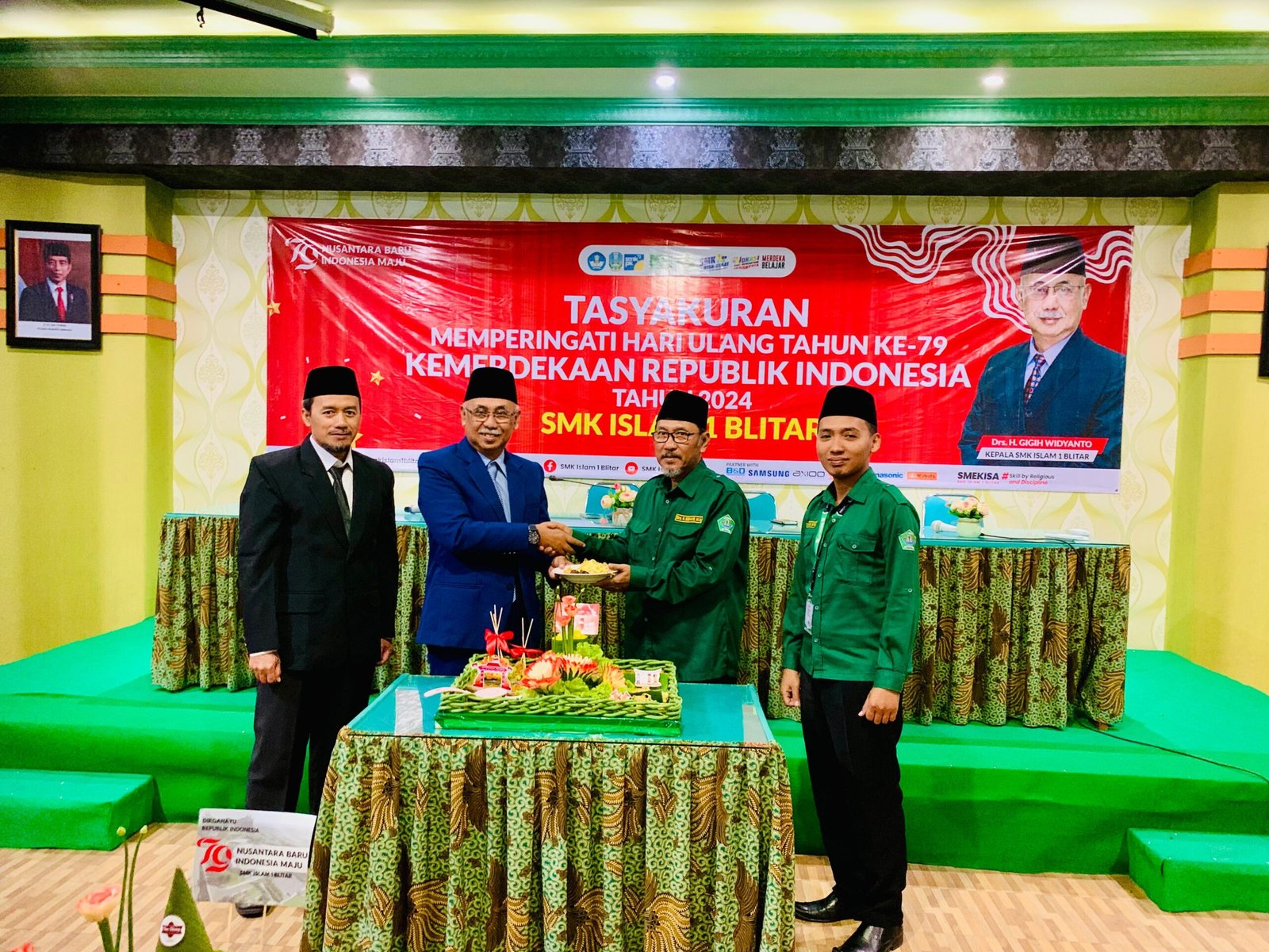 Tasyakuran HUT Ke-79 Kemerdekaan RI di SMK Islam 1 Blitar: Penyampaian Agenda Penting Sekolah