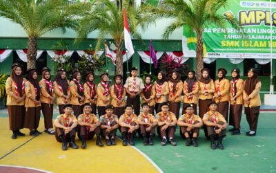 Apel Hari Pramuka Ke-63 di SMK Islam 1 Blitar: “Pramuka Berjiwa Pancasila Menjaga NKRI”