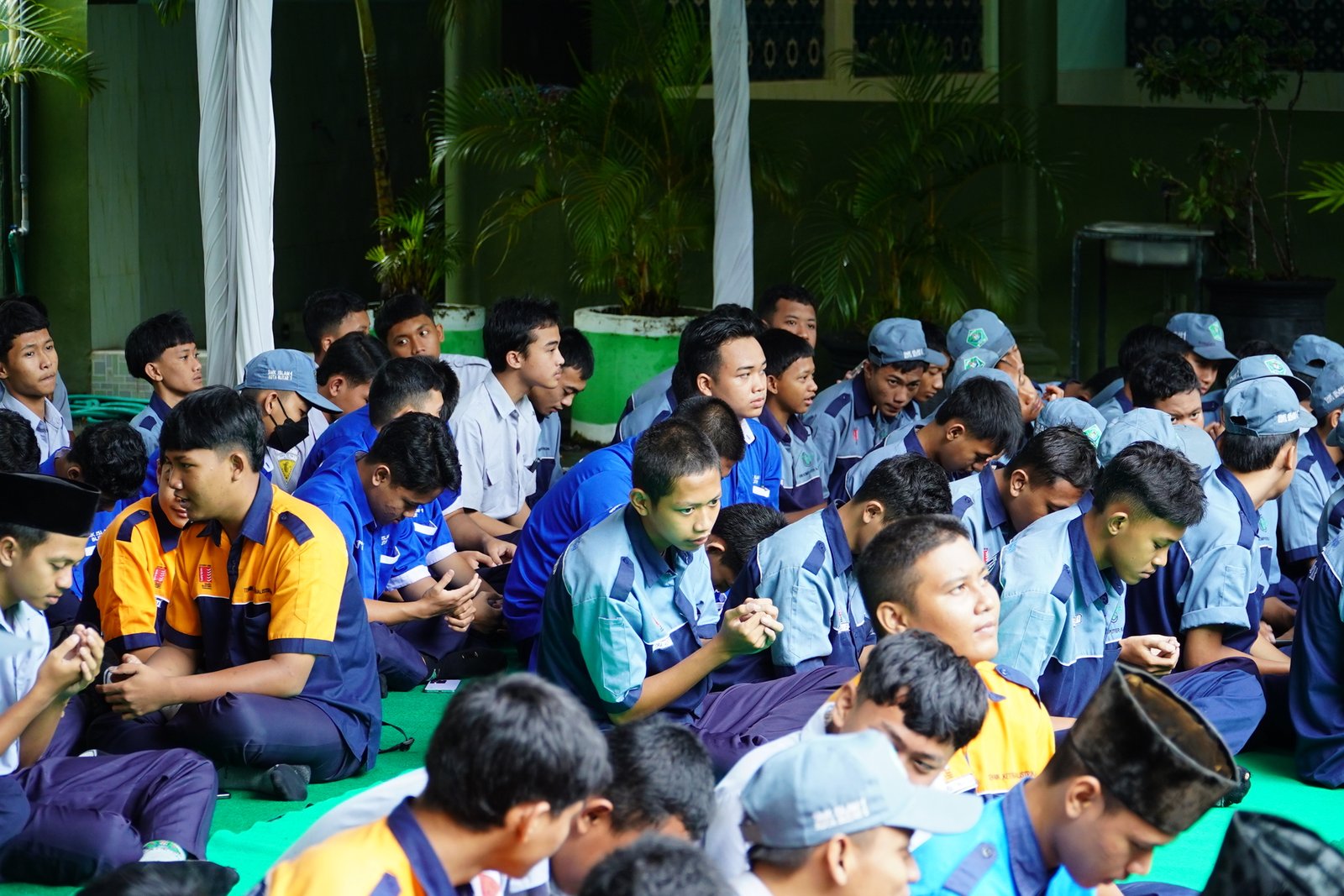 ISTIGHOTSAH HARLAH KE-57 SMK ISLAM 1 BLITAR