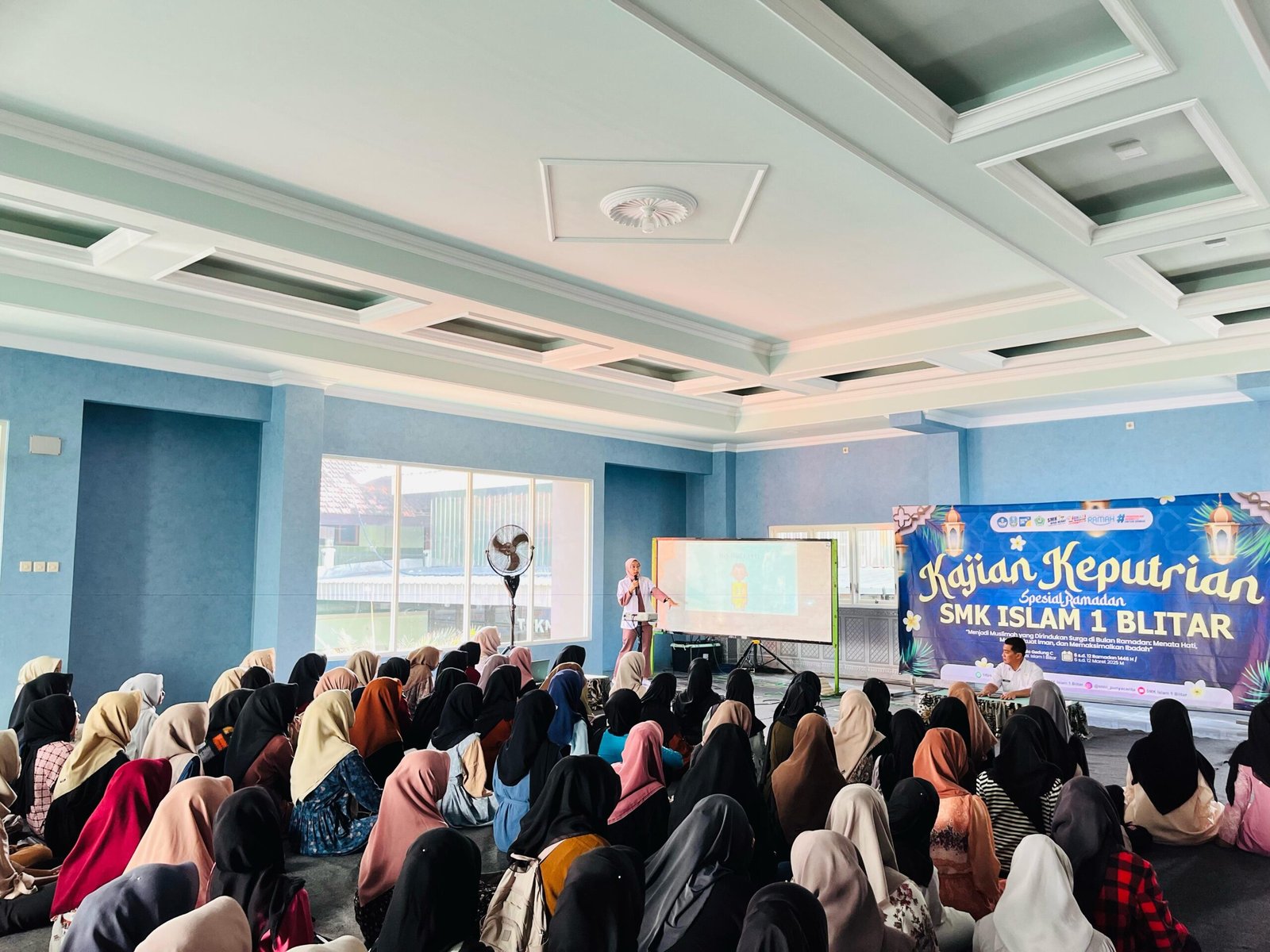 SMK Islam 1 Blitar Gandeng Puskesmas Kepanjen Kidul dalam Kajian Keputrian pada Pondok Ramadan 2025