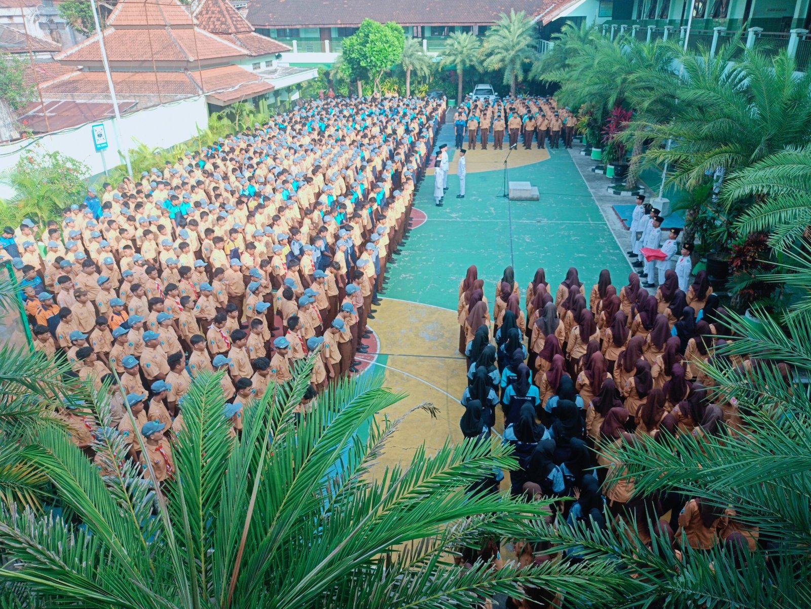 SMK Islam 1 Blitar Gelar Upacara Bendera Peringati Hari Pendidikan Nasional