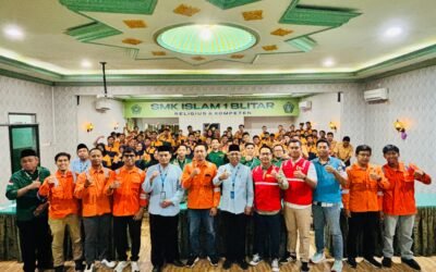Industri Mengajar: PLN Hadir di SMK Islam 1 Blitar Kenalkan Dunia Ketenagalistrikan
