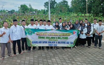 Ziarah Makam Muassis SMK Islam 1 Blitar: Menapak Jejak Ulama, Menghidupkan Ruh Perjuangan