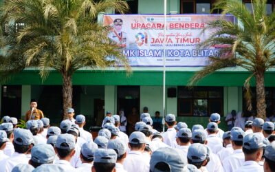 Peringati Hari Jadi ke-81 Jatim, SMKS Islam 1 Blitar Gelar Upacara Khidmat dan Gaungkan Semangat “Gerbang Baru Nusantara”