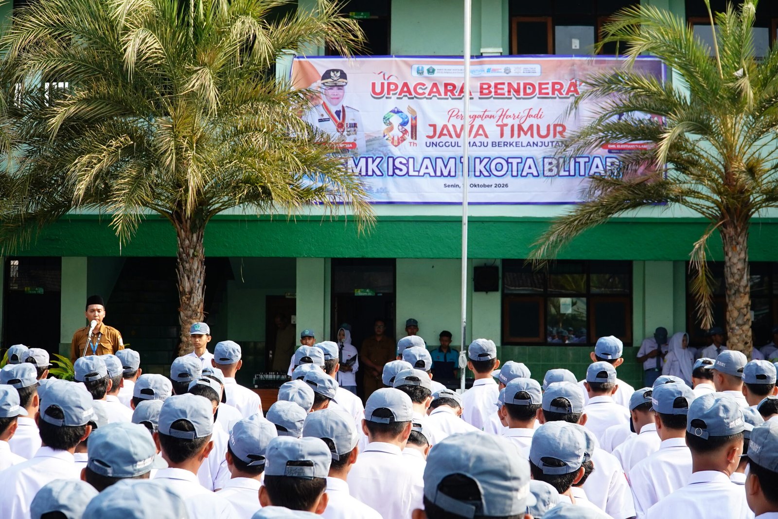 Peringati Hari Jadi ke-81 Jatim, SMKS Islam 1 Blitar Gelar Upacara Khidmat dan Gaungkan Semangat “Gerbang Baru Nusantara”
